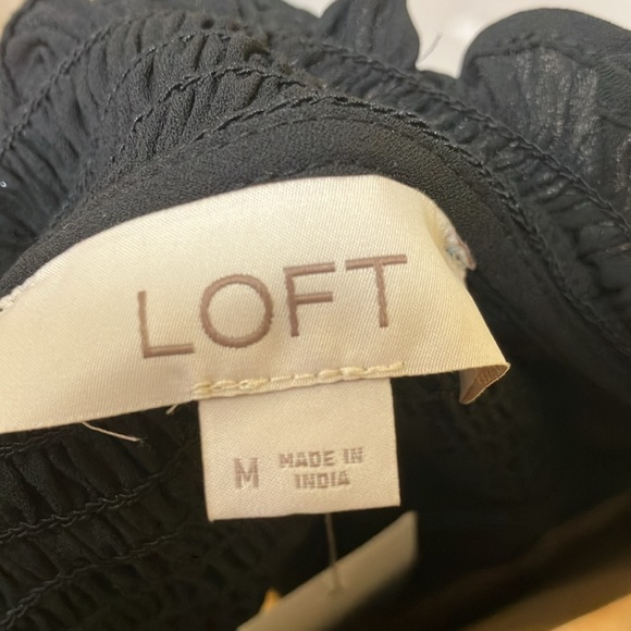 NWT - Ruffle Smocked Yoke Blouse by Ann Taylor Loft (ad photo) - Picture 5 of 5